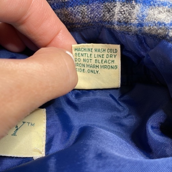 Vintage St. John's Bay Blue Plaid Wool Button Up Shirt Size Large - Picture 5 of 6